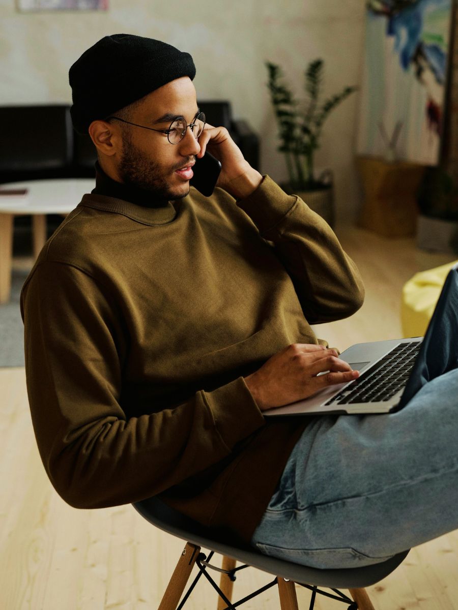 Comment choisir entre freelance et portage salarial