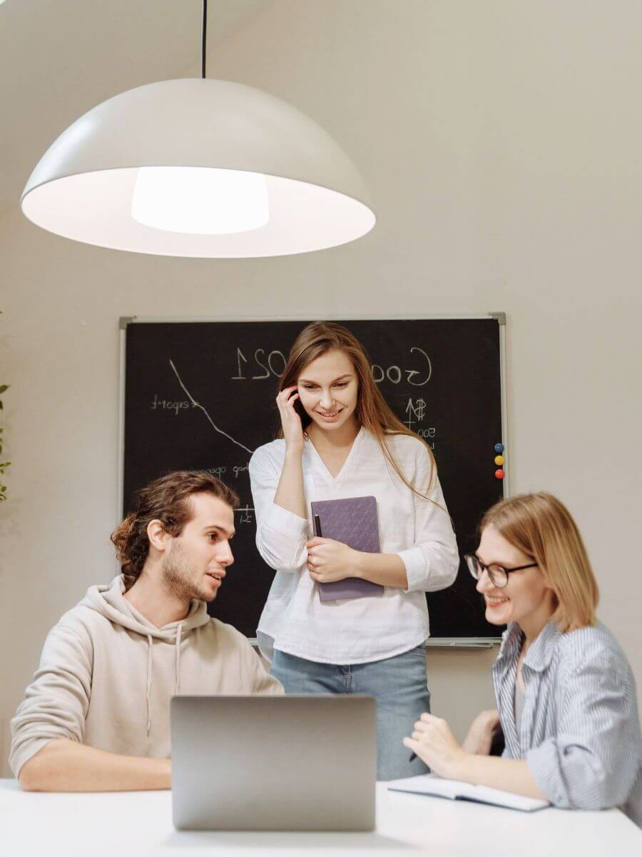formation réseaux sociaux entrepreneur certifiante